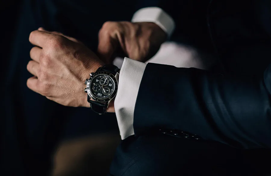 چگونه ساعت مچی مناسب دست خود را انتخاب کنیم