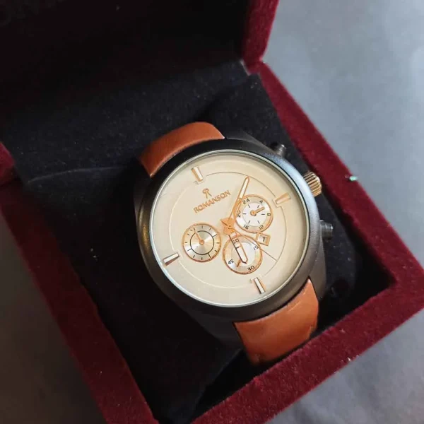 ساعت مچی مردانه رمانسون بند چرم کلیپسی کد ۴۲۵ - تصویر 4