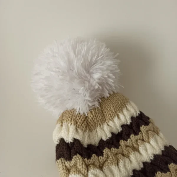 شال و کلاه پسرانه خزدار رینگی مدل بابانوئل بافتنی کد 37 - تصویر 9