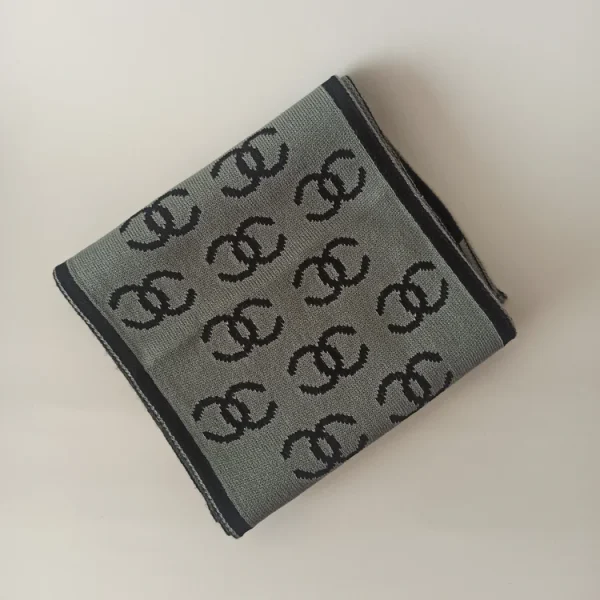 شال گردن مردانه بافت ریز گرم دو رو - تصویر 6