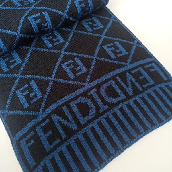 شال گردن مردانه بافت ریز گرم دو رو - تصویر 8