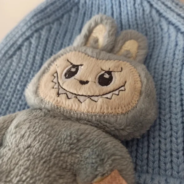 کلاه تک پسرانه خزدار لبوبو مدل بافتنی کد 55 - تصویر 5