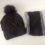 شال و کلاه زنانه خزدار رینگی آناناسی مدل بافتنی کد59 - تصویر 2